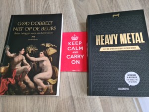 Twee boeken en een servet 