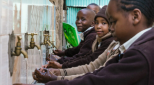 zuiver water voor iedereen. Ekopak. Spaarvarkens.be