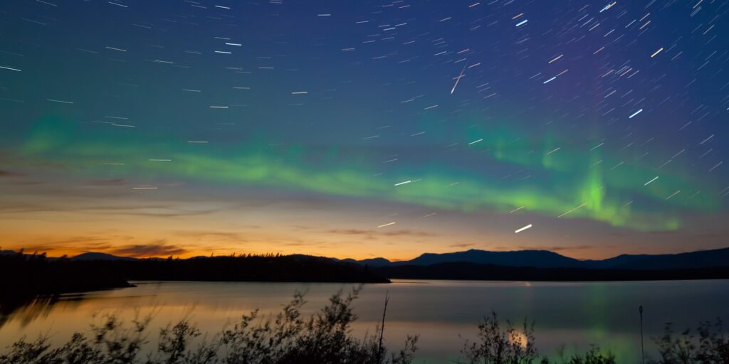 Shooting star meteor Aurora borealis Northern lights