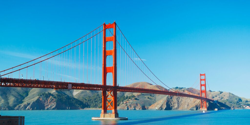 The Golden Gate Bridge in San Francisco with beautiful blue ocea