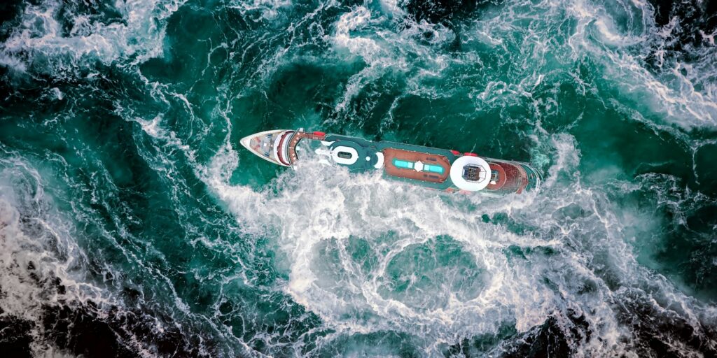 Storm waves of the sea around the ship.