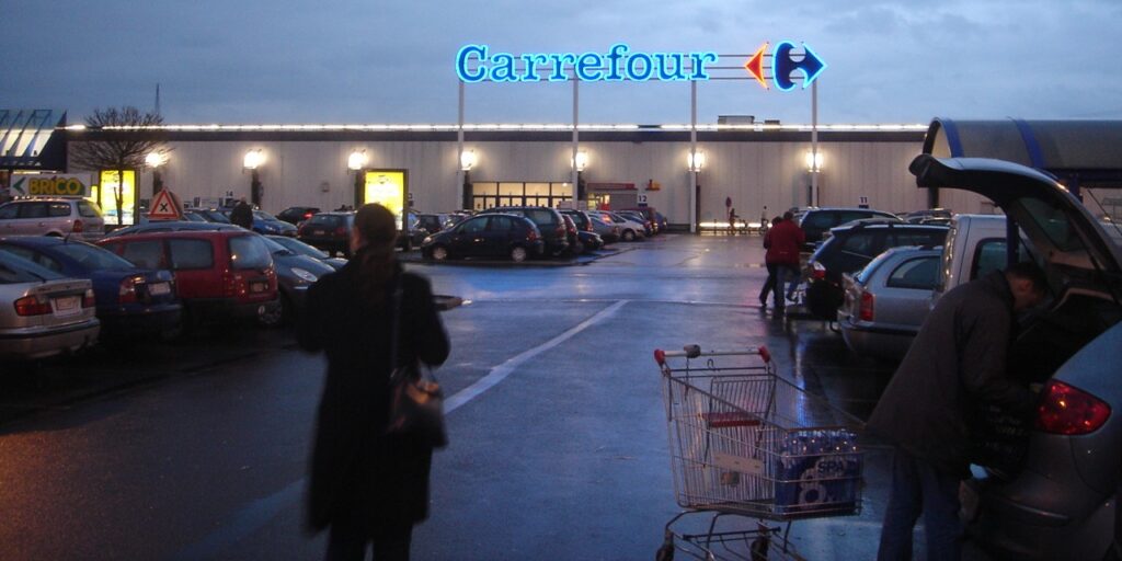 Carrefour_Liege By Bordeaux - Own work, CC BY-SA 3.0, httpscommons.wikimedia.orgwindex.phpcurid=91835288