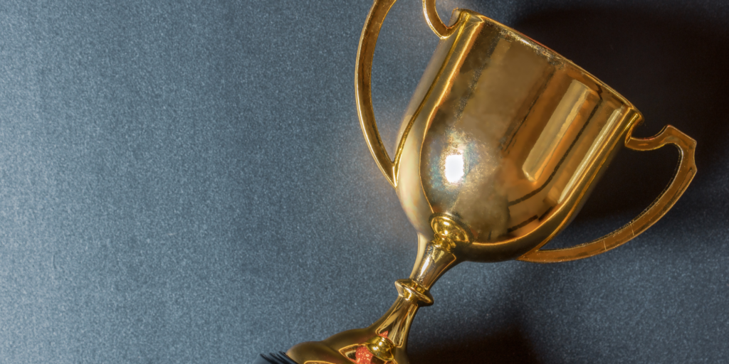 Trofee - Canva (1)